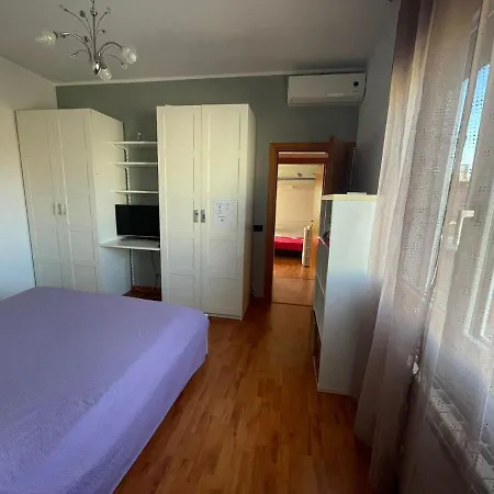 Δωμάτια σε οικογενειακή κατοικία Casa Da Miki E Ico