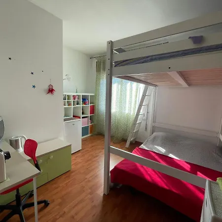 Δωμάτια σε οικογενειακή κατοικία Casa Da Miki E Ico *